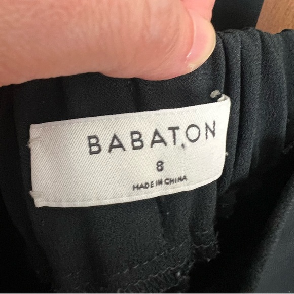 Aritzia Babaton Black Crepe Pleated Cropped Pants Size 8 B2 - Picture 5 of 6